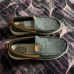 Hey Dude Men's Black and Brown Loafers